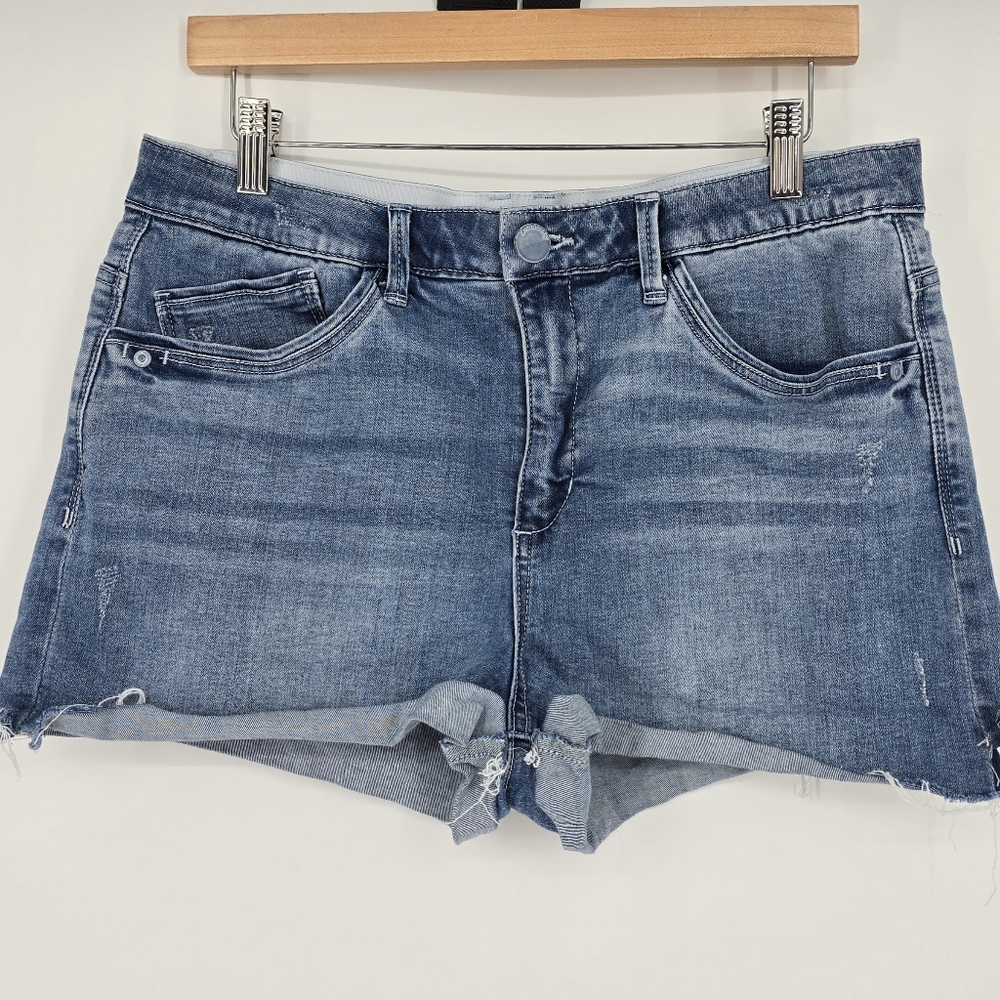 Democracy AB Solution Denim Jean Cuffed Shorts Size 14 Tummy Control Stretch